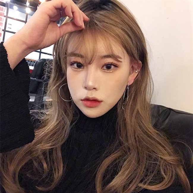 5 màu tóc nhuộm vừa hiền dịu lại hợp mốt mà bạn có thể áp dụng ngay cho dịp Tết này - Ảnh 12.