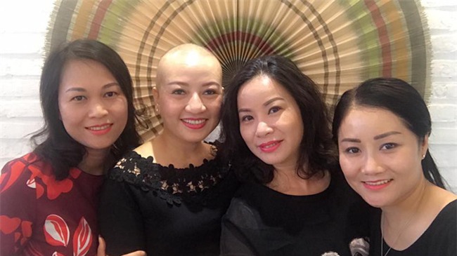 Người phụ nữ ung thư có nụ cười sáng bừng sức sống-1