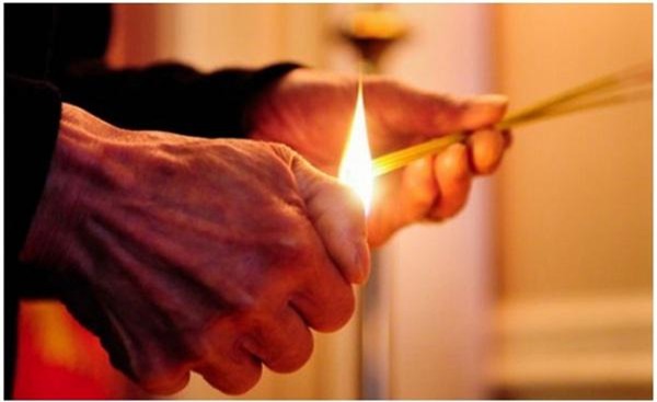 khong nen thap huong tho cung sau 23 thang chap de tranh dieu khong may? - 3