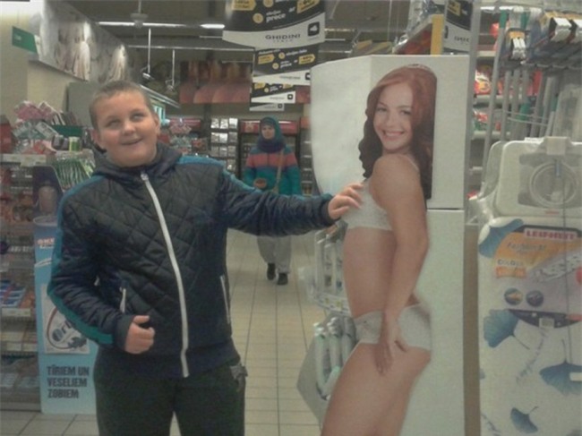 nhung buc anh khien dan mang cuoi nac ne suot nam qua hinh anh 8