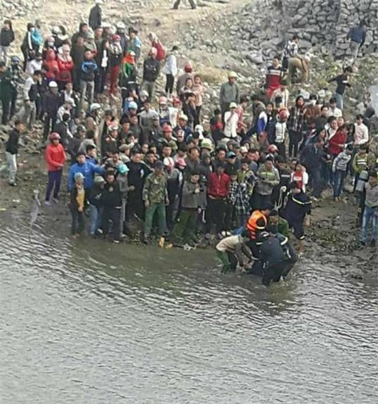 Bạn bè tiếc thương nam sinh tử vong khi cứu 3 mẹ con đuối nước lúc đi thả cá tiễn ông Táo - Ảnh 1.