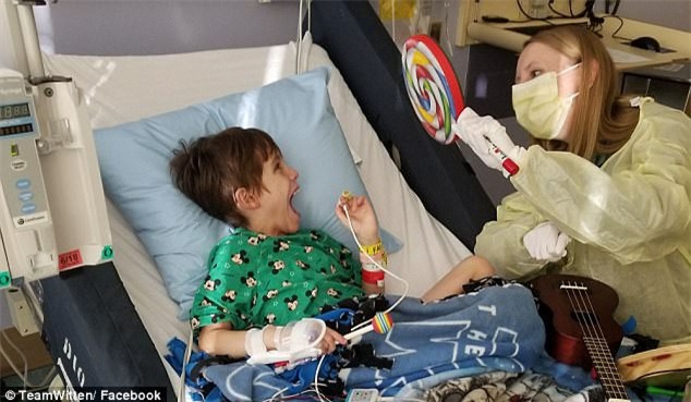 Cậu bé 8 tuổi mất khả năng vận động và ngôn ngữ chỉ vì virus cúm tấn công - Ảnh 1.