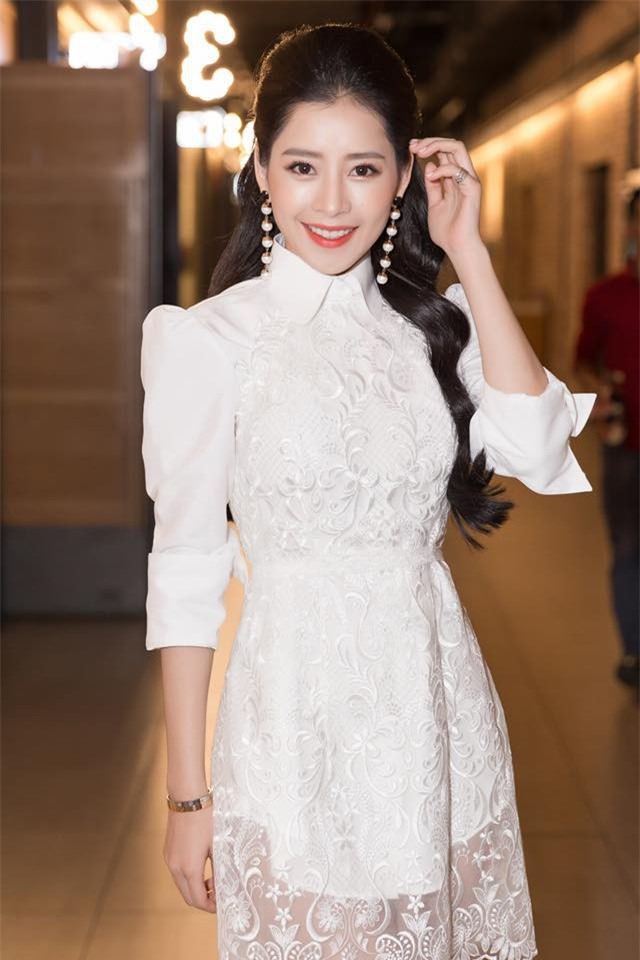 Các sao Việt đang thay đổi kiểu tóc để đón Tết rồi đấy, còn bạn thì sao? - Ảnh 14.