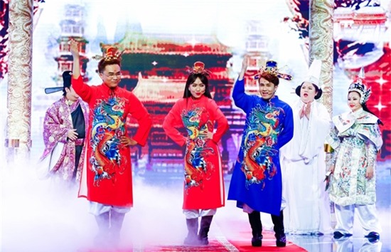 Tiết lộ clip Táo quân mỉa mai lùm xùm loạn hoa hậu-1