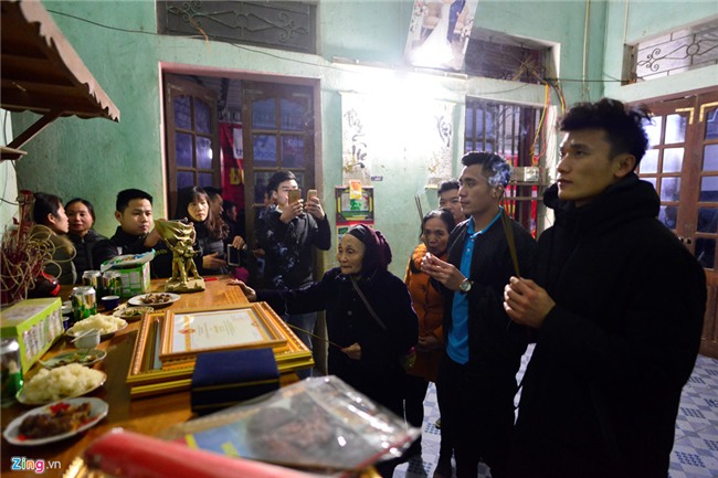 Thủ môn Bùi Tiến Dũng: Anh em con yêu bố mẹ nhiều lắm-2