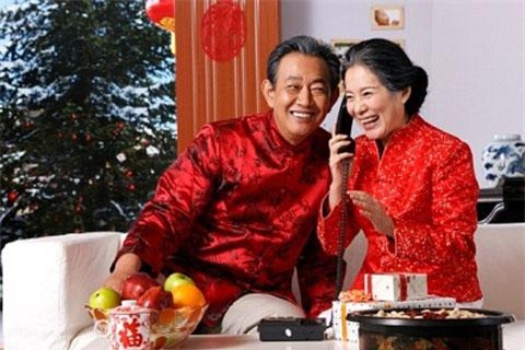 soc khi nam dau ve lam dau, me chong tuyen bo: “tet moi cap vo chong dua me 20 trieu” - 3