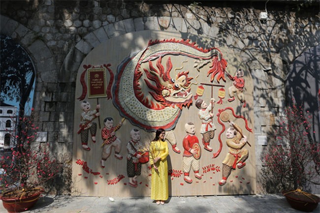 chang can di dau xa, giua ha noi cung co dia chi song ao tuyet dep dip tet nay hinh anh 10