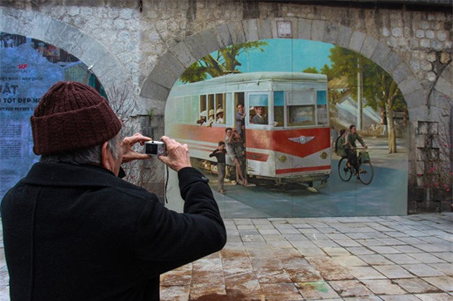 chang can di dau xa, giua ha noi cung co dia chi song ao tuyet dep dip tet nay hinh anh 5