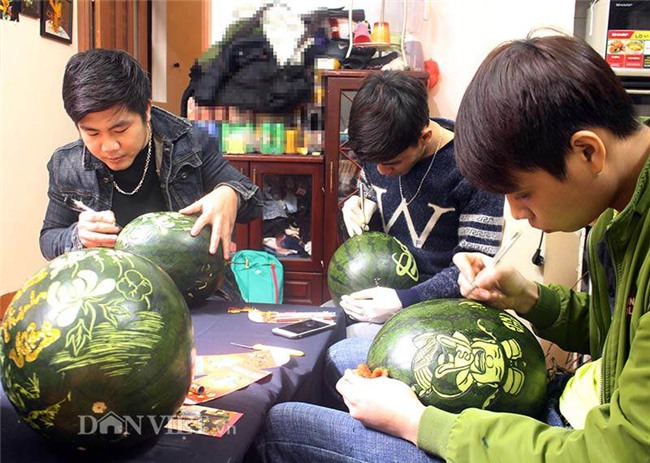 dan ha thanh lung mua dua hau khac tia la vua chung tet vua an duoc - 1