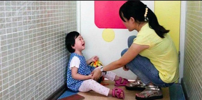 Hù dọa suông khi con trở chứng chẳng giúp được gì mà chỉ khiến con hư hỏng hơn - Ảnh 1.