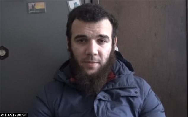 Clip: Nhân viên rửa xe bị đánh chết vì làm việc chậm - Ảnh 3.