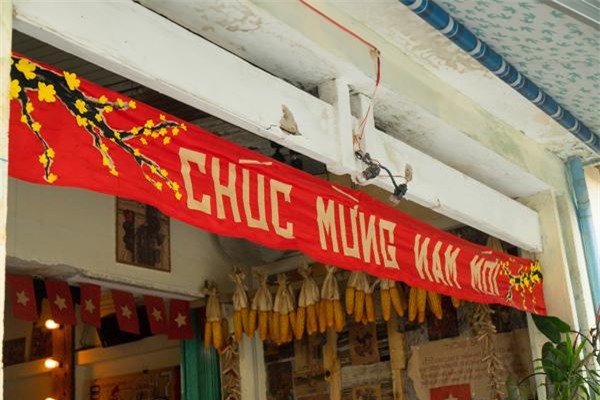 xot xa nhung nguoi phu nu so den run ray hai chu "tet ve..." - 3