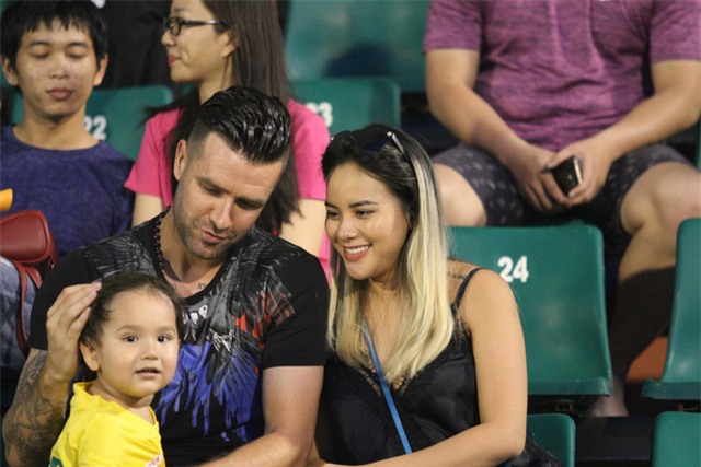 Gia đình cũng là động lực để cầu thủ này tiến bước (ảnh: T.V)