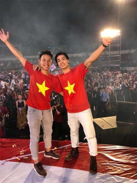 Công Phượng - Hòa Minzy và cách ứng xử văn minh dù tình yêu đã hết của dàn sao Việt-4