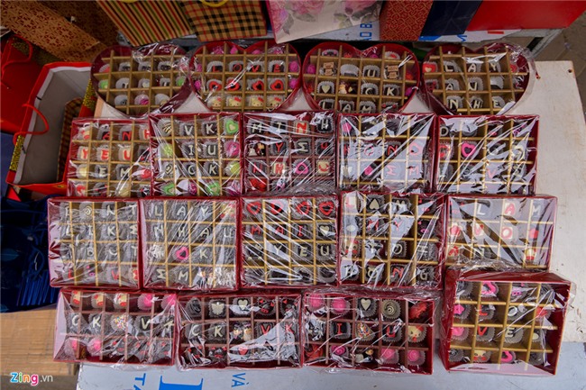 Thị trường quà tặng Valentine lu mờ vì không khí Tết