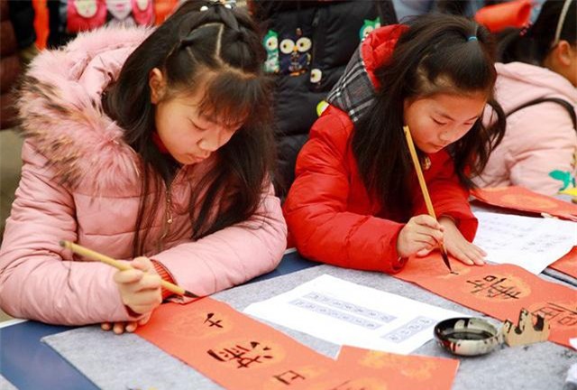 choang vang voi dai tiec tat nien hoanh trang hang ngan mon khong nha nao sanh kip - 11