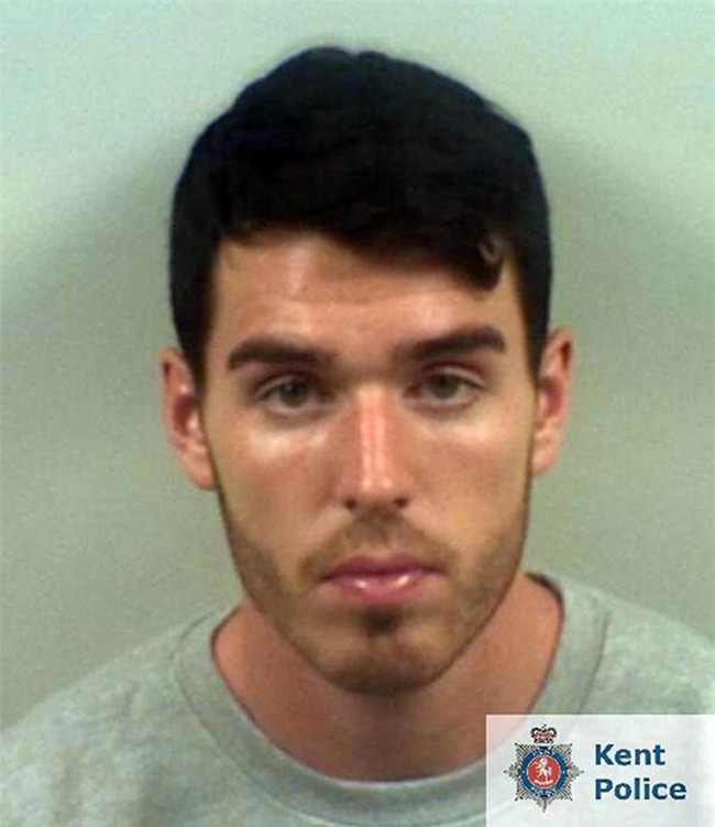 Đang hạnh phúc bên tình yêu mới đẹp trai, ga lăng, cô gái bàng hoàng khi phát hiện bộ mặt thật của bạn trai - Ảnh 2.