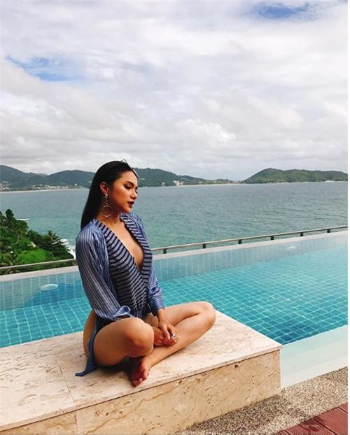 me met ngam duong cong cua huong giang truoc them miss international queen 2018 - 5