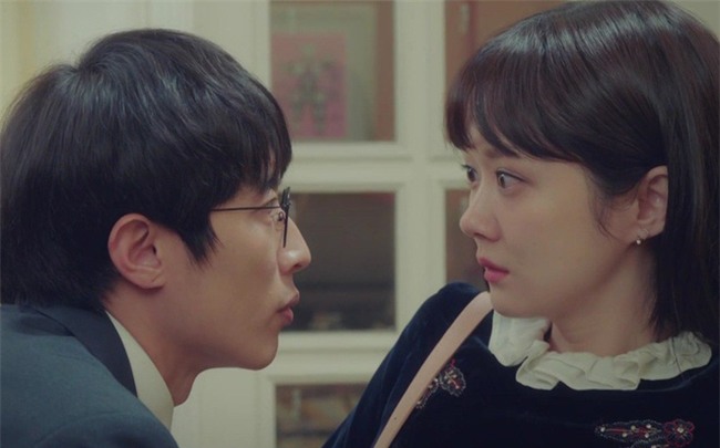 Trai nghèo “dốc ruột” mua quà trị giá 20 triệu tặng bạn gái ngày Valentine nhưng cái kết lại “đắng hơn mật” - Ảnh 1.