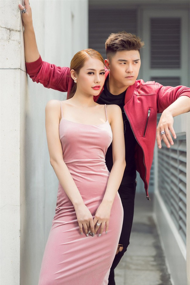 Khẳng định là tri kỷ, Linh Chi - Lâm Vinh Hải vẫn tình tứ trong ngày Valentine - Ảnh 1.