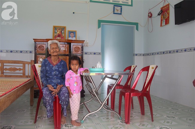 Không còn cảnh xin từng bữa cơm nuôi 4 người con tâm thần, người mẹ già 86 tuổi đã có một cuộc sống mới - Ảnh 11.