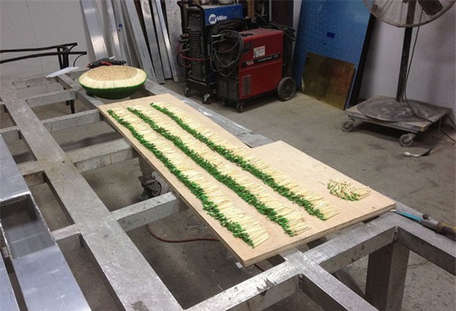 Redditor này dành cả thanh xuân để biến 42.000 que diêm thành quả cầu khổng lồ rồi đốt nó đi - Ảnh 8.