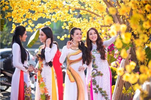 mach ban gio xuat hanh, huong xuat hanh dau nam mau tuat hinh anh 1