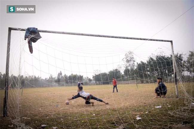 Cuối năm cùng Quang Hải: Công Phượng đã thay đổi và tốt hơn rất nhiều - Ảnh 1.