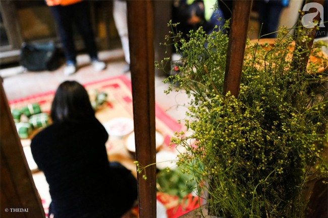 Tắm nước mùi già - nghi thức trịnh trọng trong đêm trừ tịch để đón năm mới của người miền Bắc - Ảnh 8.