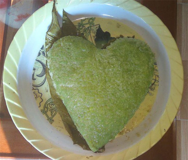 Chiếc bánh chưng hot nhất trên mạng xã hội Việt vào ngày cuối năm - Ảnh 7.