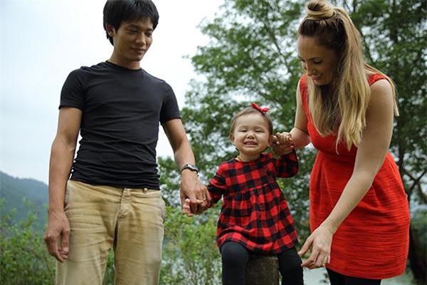 co gai my lay chong viet sinh con dung dip tet, "cai" chuyen o cu de dua con du xuan - 2