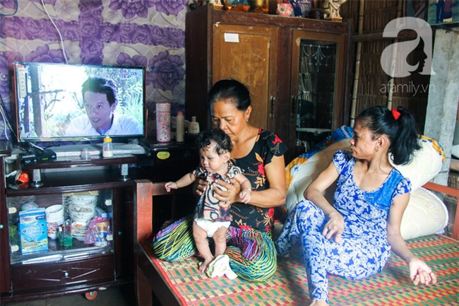Tết mới của gia đình người mẹ điên ở Trà Vinh: Ấm áp và tràn ngập tiếng cười nhờ những tấm lòng - Ảnh 14.