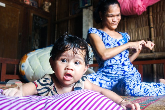 Tết mới của gia đình người mẹ điên ở Trà Vinh: Ấm áp và tràn ngập tiếng cười nhờ những tấm lòng - Ảnh 7.