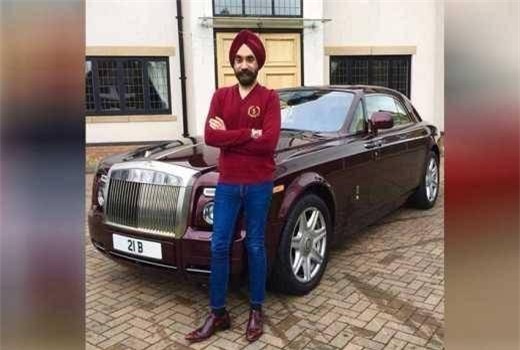 dubai: thùa tièn chi hon 200 ty mua 7 chiec xe khac nhau chi dẻ làm chuyẹn này hinh anh 5