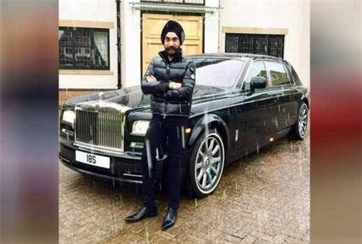 dubai: thùa tièn chi hon 200 ty mua 7 chiec xe khac nhau chi dẻ làm chuyẹn này hinh anh 7