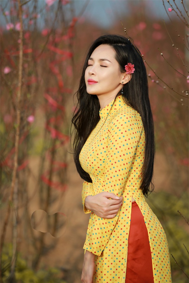 "hot girl dao keo" nam dinh dep lung lieng voi ao dai xuan hinh anh 20