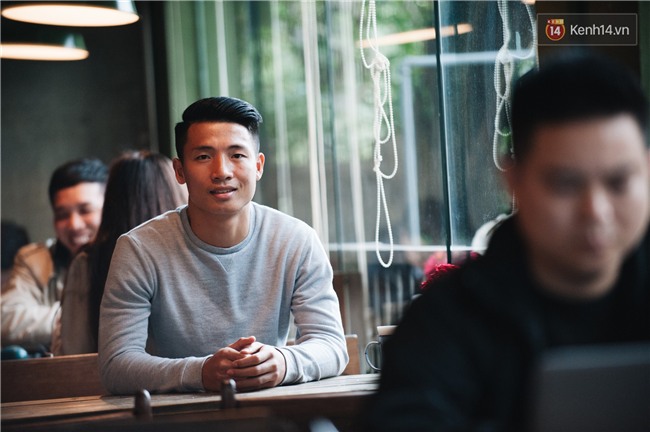 Bùi Tiến Dũng: Nhà không có con gái, nên Dũng phải làm hết thôi mà - Ảnh 1.