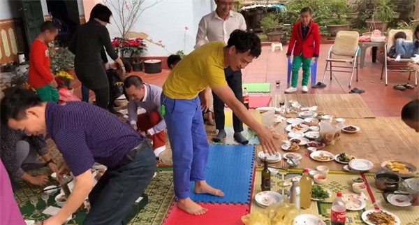 Xuân Bắc cùng quân sư Bi Béo mách tuyệt chiêu giúp chị em dọn dẹp ngày Tết cực hài-1