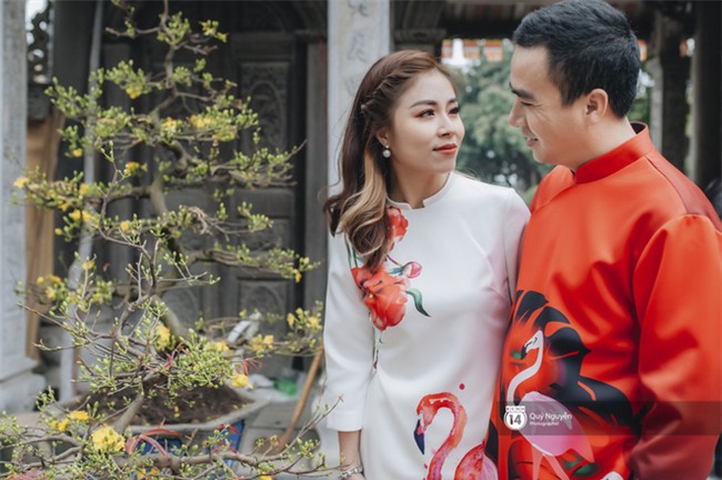 Chuyện tình MC "Chúng tôi là chiến sĩ": 10 năm trước là đồng nghiệp dự đám cưới của nhau, 10 năm sau gọi nhau vợ chồng! - Ảnh 4.