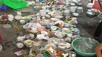 Nhà chồng sắp cưới ‘thử thách’ nàng dâu bằng mâm bát ‘khủng’, cô nàng hủy hôn bỏ về với bố mẹ - Ảnh 2.