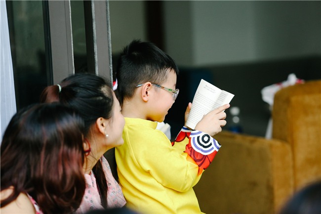 Mỹ Tâm bất ngờ được fan nhí vượt đường xá xa xôi đến chúc Tết đầu năm - Ảnh 8.