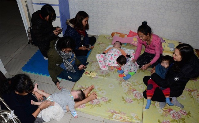 Nữ giáo viên sống chung với trẻ HIV, 30 năm chưa đón Tết cùng gia đình - Ảnh 1.