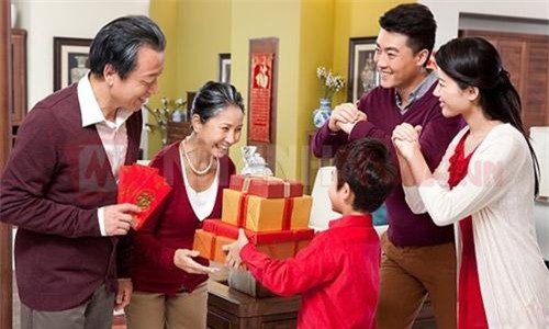 nhan tui sau tet vi gap ai chong cung si dien mung tuoi “dam” - 2