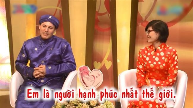 vo chong son: "cuoi vo bung" voi chang re ngoai quoc nho me vo di mua... do lot - 9