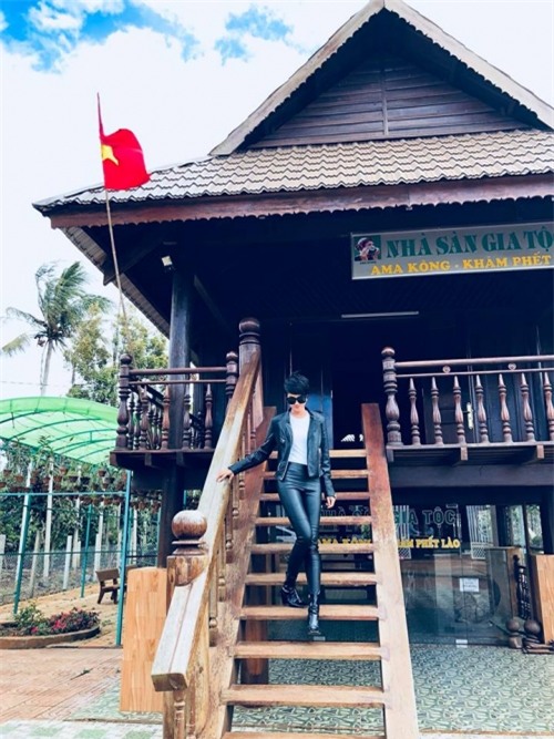 Top những bộ cánh đẹp nhất của dàn mỹ nhân Việt dịp đầu năm-1