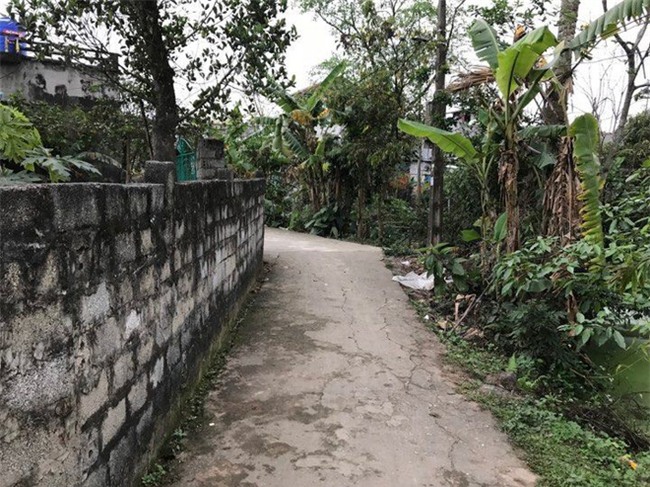 Kẻ đâm bố vợ tử vong, đâm 2 người khác trọng thương giả vờ chết để đánh lạc hướng