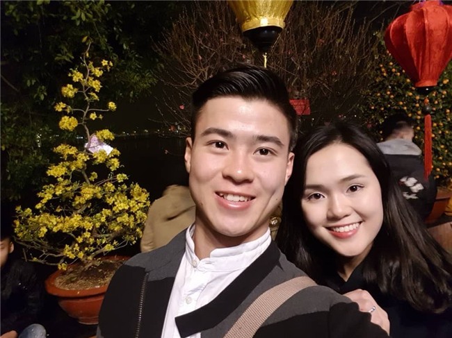 Tết của U23: Người khoe ảnh lãng mạn với bạn gái, người vui vẻ sum họp bên gia đình - Ảnh 7.