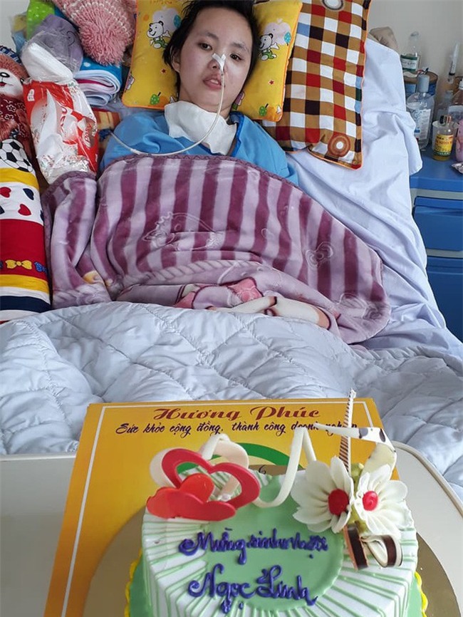 Sinh nhật đặc biệt của cô nữ sinh bị tai nạn giao thông, suốt nửa năm giành giật sự sống trong bệnh viện - Ảnh 1.