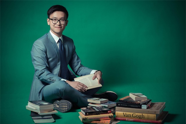 Nguyễn Hoàng Phong (Sinh viên Việt tại Đại học Cornell, Mỹ) là một trong 30 gương mặt dưới 30 tuổi nổi bật nhất Việt Nam năm 2018, theo Forbes bình chọn.