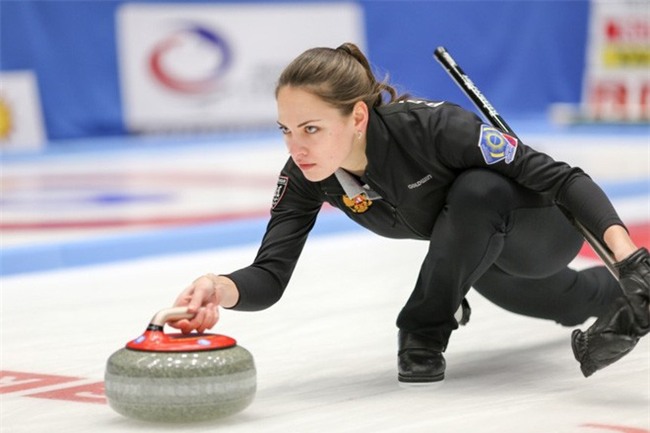 VĐV Nga bị kiểm tra doping vì... vợ quá đẹp? - Ảnh 3.